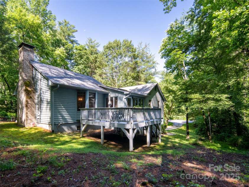 30 Falcon Wood Way, Flat Rock, NC 28739.  MLS# CAR4273281, YatesRealty ID 23873. 