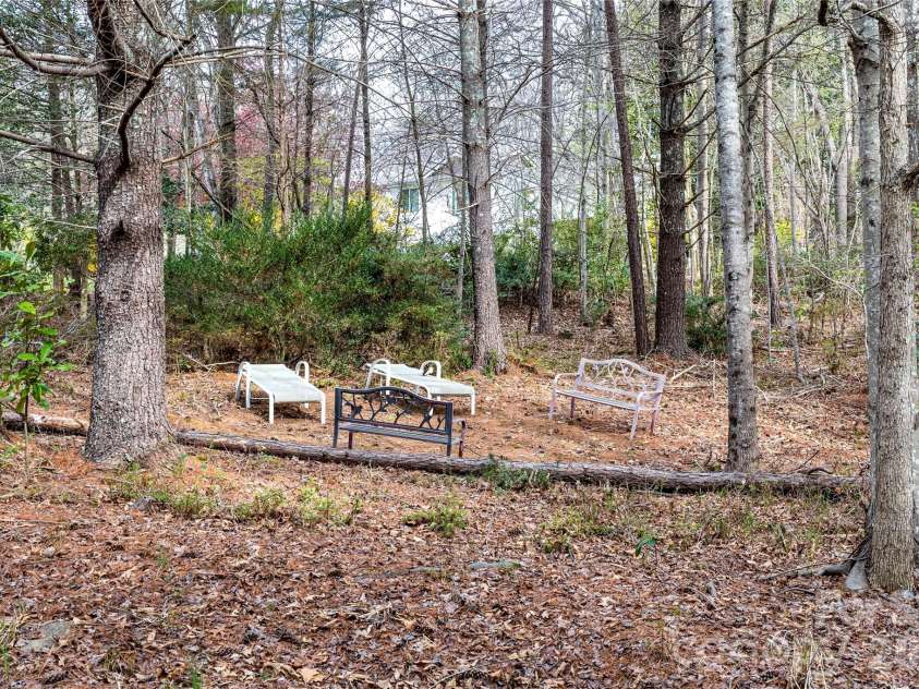 4100 Fork Street, Hickory, NC 28602.  MLS# CAR4361215, YatesRealty ID 23873. 