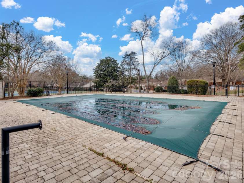 7034 Quail Hill Road, Charlotte, NC 28210.  MLS# CAR4341134, YatesRealty ID 23874. 