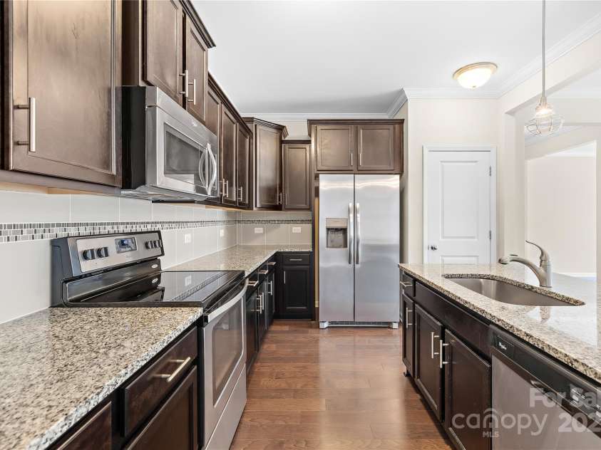 921 Summerlake Drive, Fort Mill, SC 29715.  MLS# CAR4272360, YatesRealty ID 23877. 