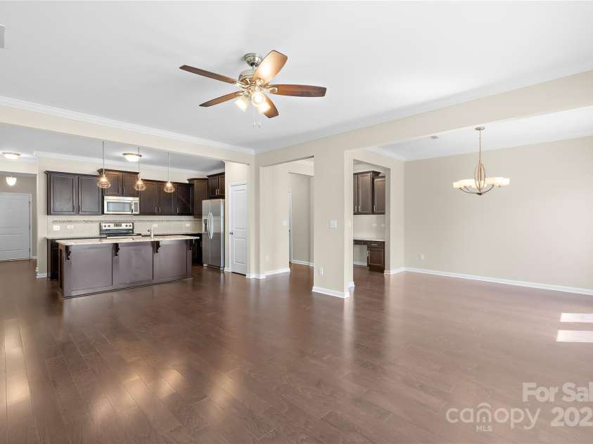 921 Summerlake Drive, Fort Mill, SC 29715.  MLS# CAR4272360, YatesRealty ID 23877. 
