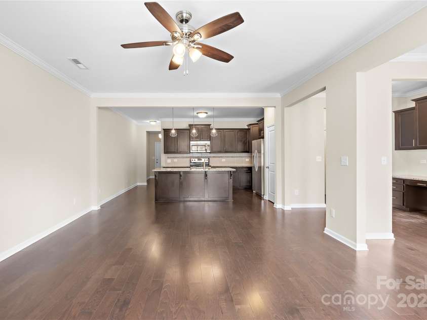921 Summerlake Drive, Fort Mill, SC 29715.  MLS# CAR4272360, YatesRealty ID 23877. 