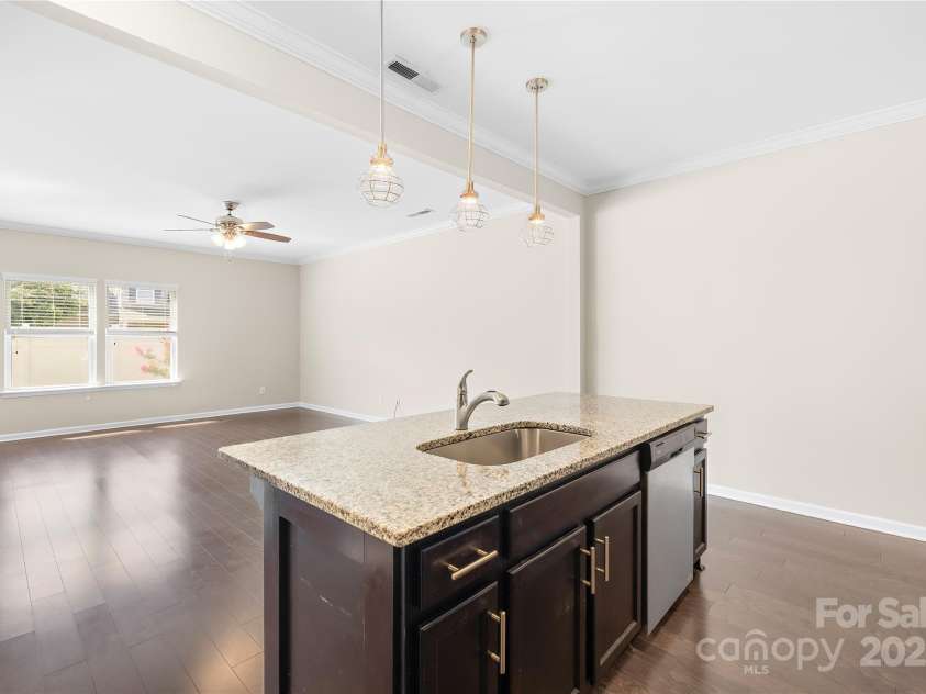 921 Summerlake Drive, Fort Mill, SC 29715.  MLS# CAR4272360, YatesRealty ID 23877. 