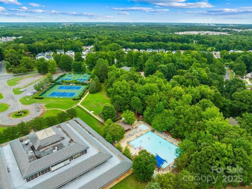 921 Summerlake Drive, Fort Mill, SC 29715.  MLS# CAR4272360, YatesRealty ID 23877. 