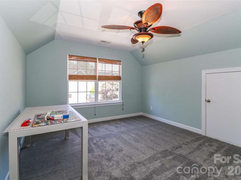 106 Planters Drive, Statesville, NC 28677.  MLS# CAR4383906, YatesRealty ID 23878. 