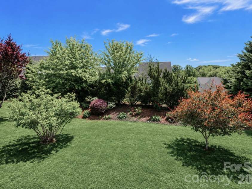 106 Planters Drive, Statesville, NC 28677.  MLS# CAR4383906, YatesRealty ID 23878. 