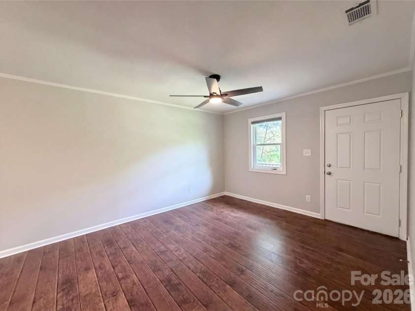 186 Jasmine Circle, Troutman, NC 28166.  MLS# CAR4379699, YatesRealty ID 23879. 