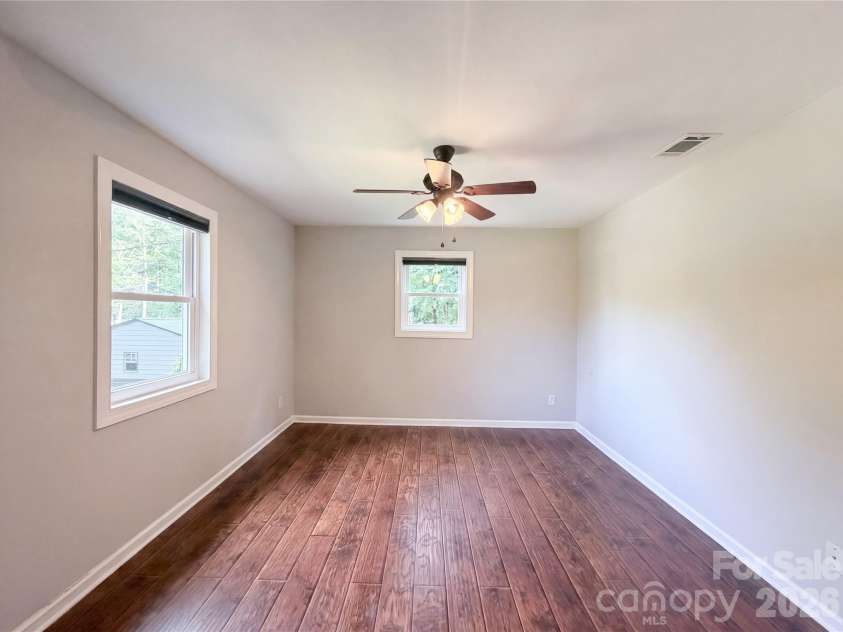 186 Jasmine Circle, Troutman, NC 28166.  MLS# CAR4379699, YatesRealty ID 23879. 