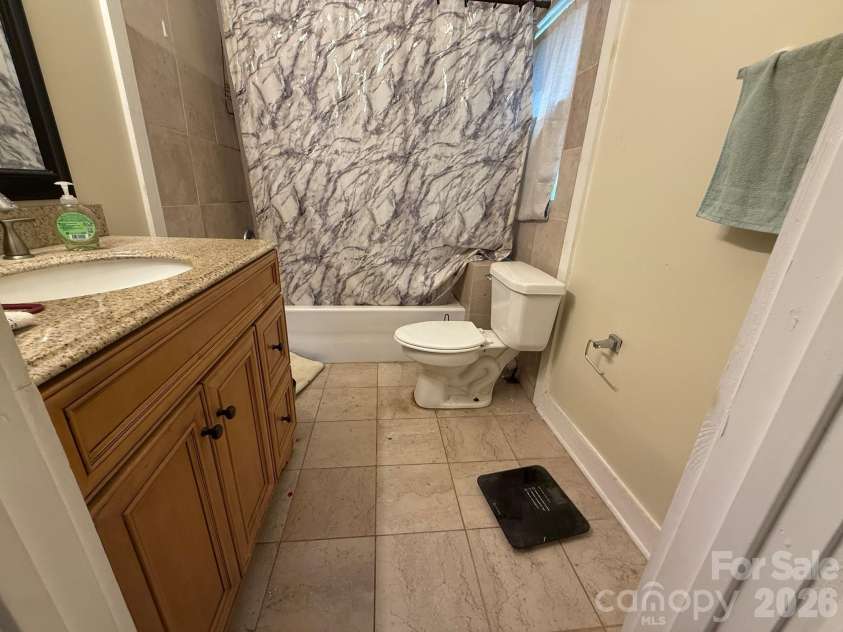 54 Dee Cable Drive, Marion, NC 28752.  MLS# CAR4302367, YatesRealty ID 2388. 