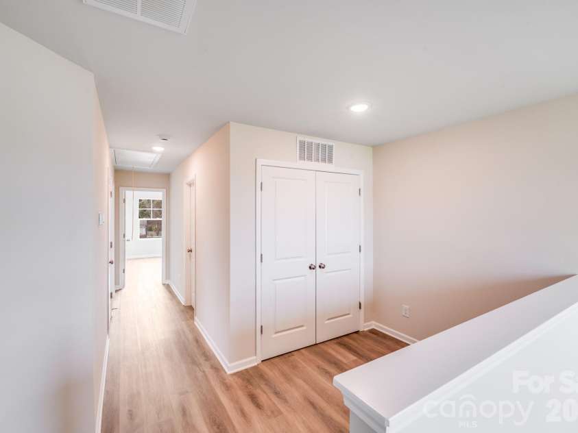 110 Peppervine Lane, Statesville, NC 28625.  MLS# CAR4308366, YatesRealty ID 23880. 