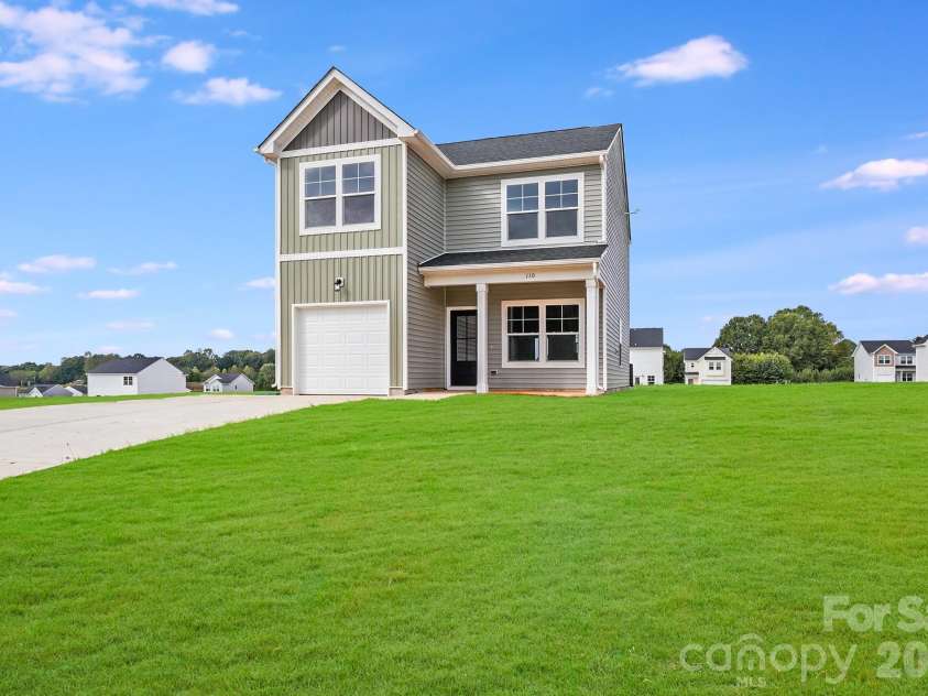 110 Peppervine Lane, Statesville, NC 28625.  MLS# CAR4308366, YatesRealty ID 23880. 