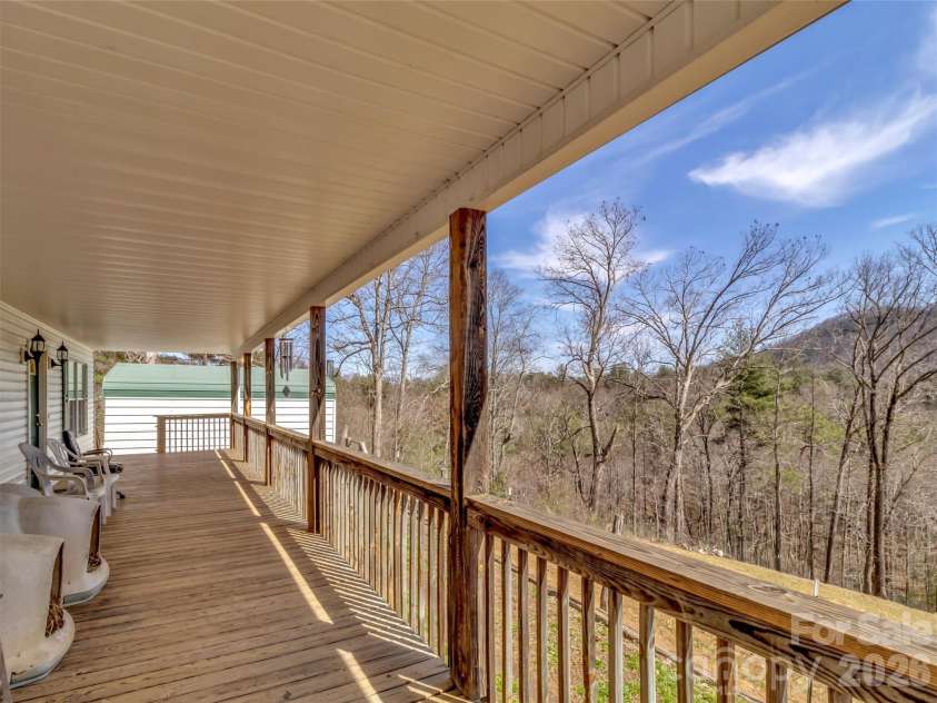 39 Millard Cove Road, Leicester, NC 28748.  MLS# CAR4355242, YatesRealty ID 23882. 