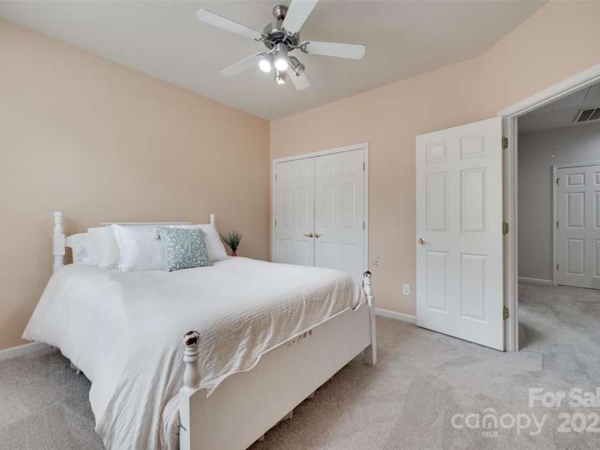 727 Torrey Pines Lane, Fort Mill, SC 29715.  MLS# CAR4265356, YatesRealty ID 23882. 