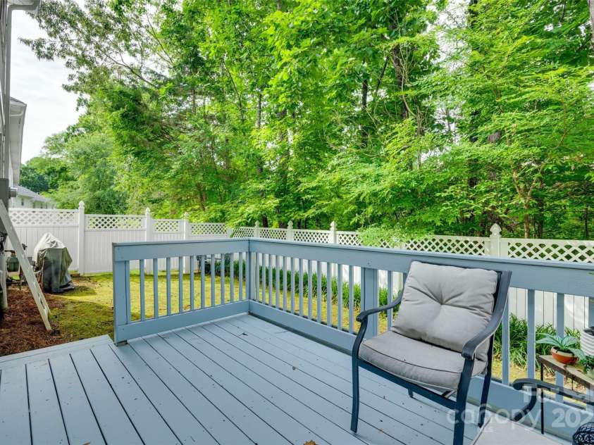 727 Torrey Pines Lane, Fort Mill, SC 29715.  MLS# CAR4265356, YatesRealty ID 23882. 