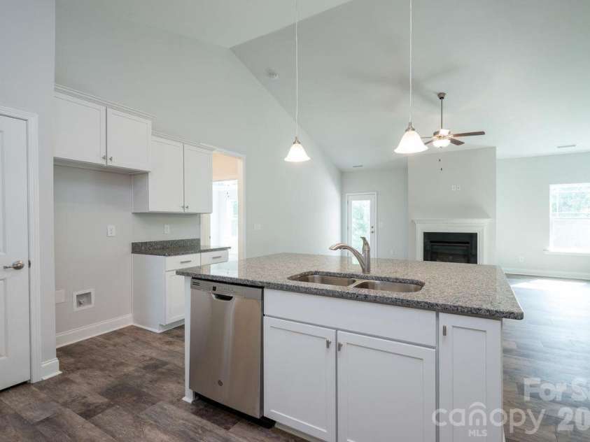 1007 Penarth Drive, Catawba, NC 28609.  MLS# CAR4366577, YatesRealty ID 23883. Representative