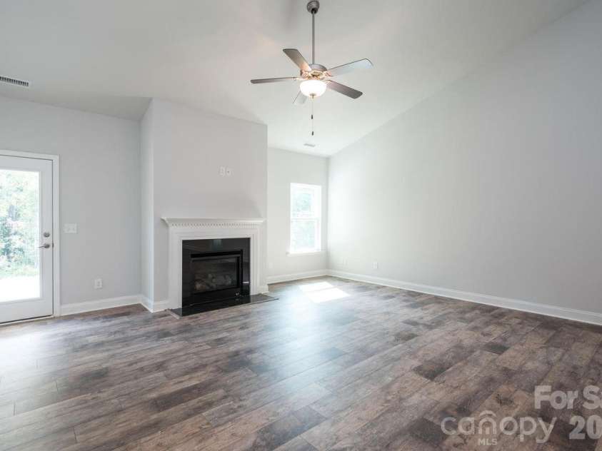 1007 Penarth Drive, Catawba, NC 28609.  MLS# CAR4366577, YatesRealty ID 23883. Representative
