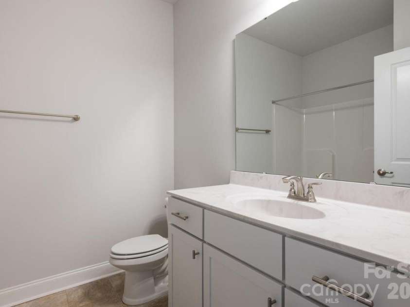 1007 Penarth Drive, Catawba, NC 28609.  MLS# CAR4366577, YatesRealty ID 23883. Representative