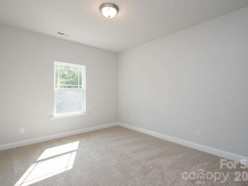 1007 Penarth Drive, Catawba, NC 28609.  MLS# CAR4366577, YatesRealty ID 23883. Representative