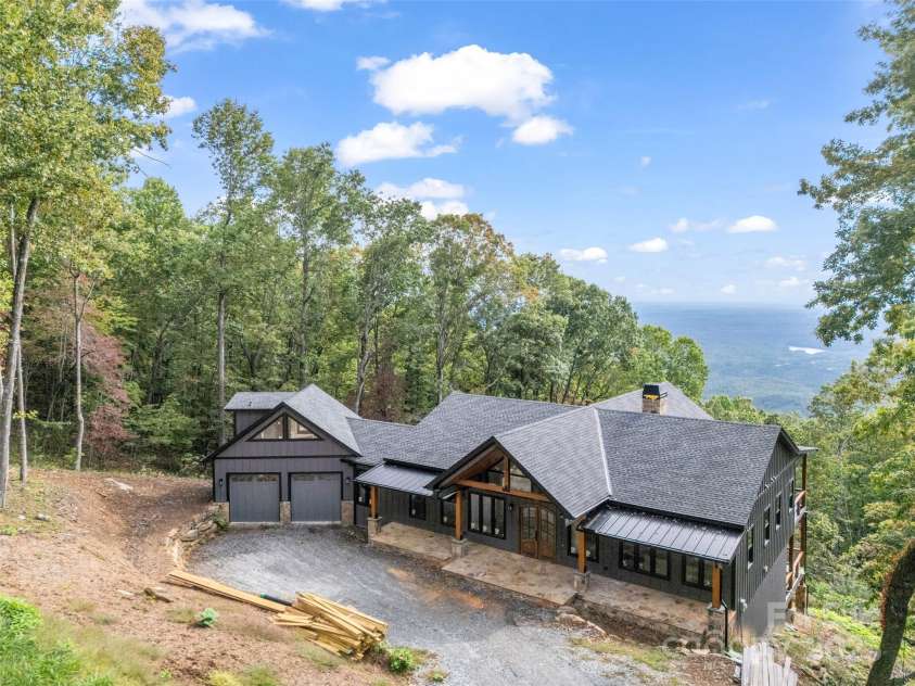 93 Chesterfield Drive, Mill Spring, NC 28756.  MLS# CAR4277371, YatesRealty ID 23883. 