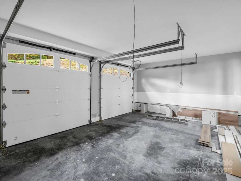 93 Chesterfield Drive, Mill Spring, NC 28756.  MLS# CAR4277371, YatesRealty ID 23883. 