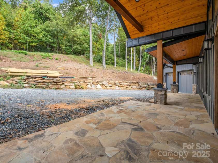 93 Chesterfield Drive, Mill Spring, NC 28756.  MLS# CAR4277371, YatesRealty ID 23883. 