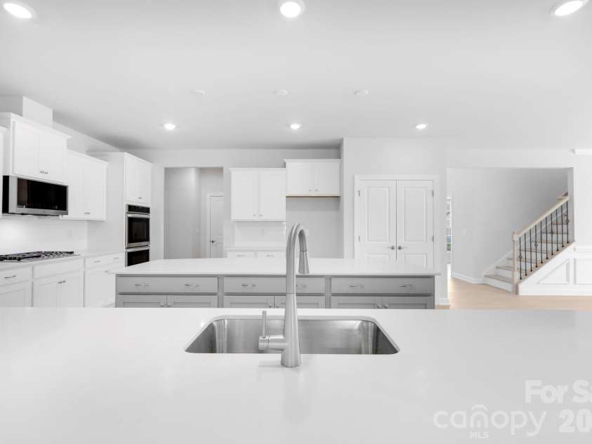 4290 Camden Glen Road, Lancaster, SC 29720.  MLS# CAR4374108, YatesRealty ID 23884. 