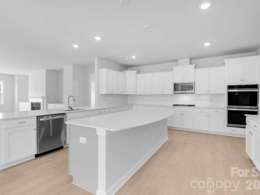 4290 Camden Glen Road, Lancaster, SC 29720.  MLS# CAR4374108, YatesRealty ID 23884. 