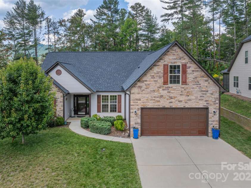 309 Wild Ginger Court, Weaverville, NC 28787.  MLS# CAR4277485, YatesRealty ID 23886. 
