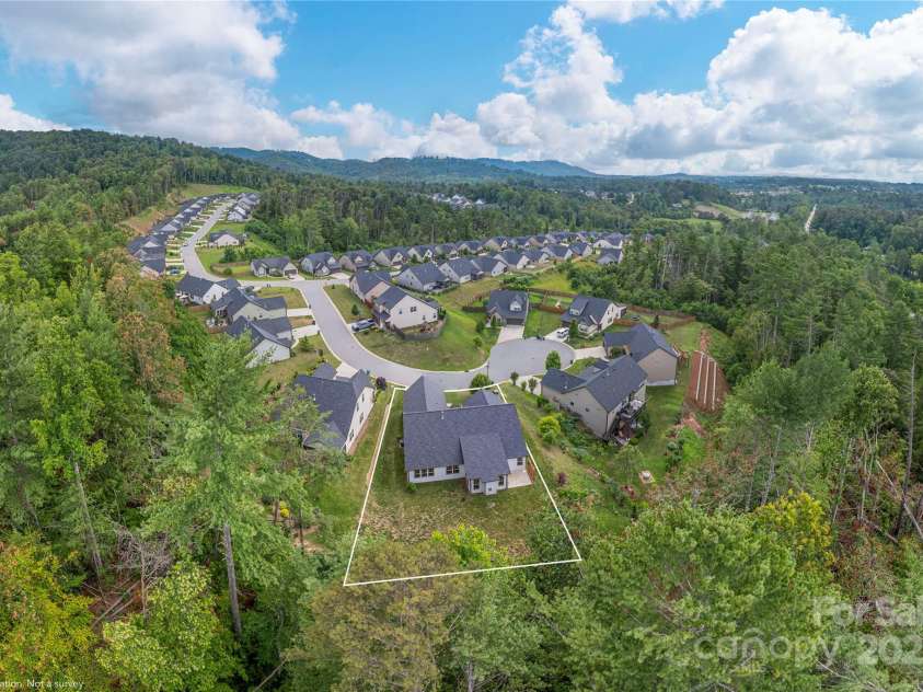 309 Wild Ginger Court, Weaverville, NC 28787.  MLS# CAR4277485, YatesRealty ID 23886. Lovely Neighborhood with Views