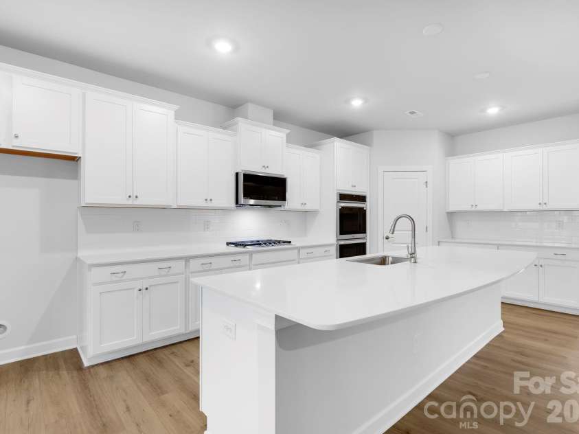 4284 Camden Glen Road, Lancaster, SC 29720.  MLS# CAR4354798, YatesRealty ID 23888. 