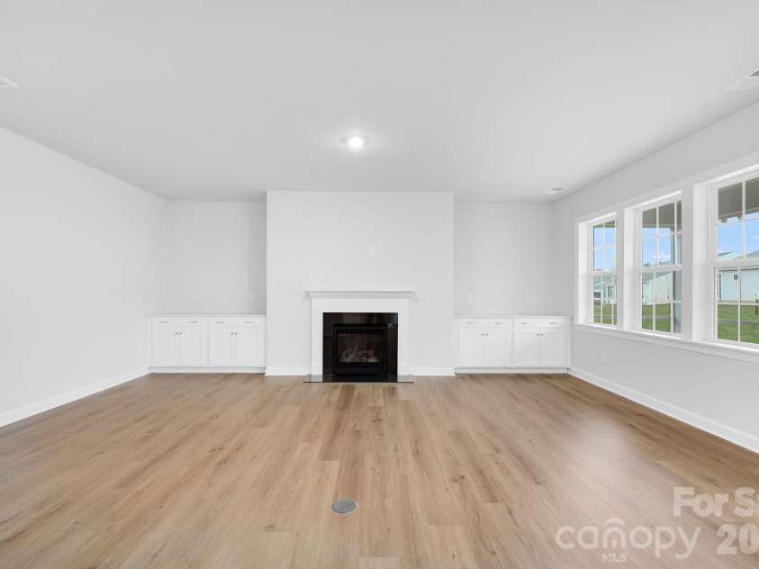 4284 Camden Glen Road, Lancaster, SC 29720.  MLS# CAR4354798, YatesRealty ID 23888. 