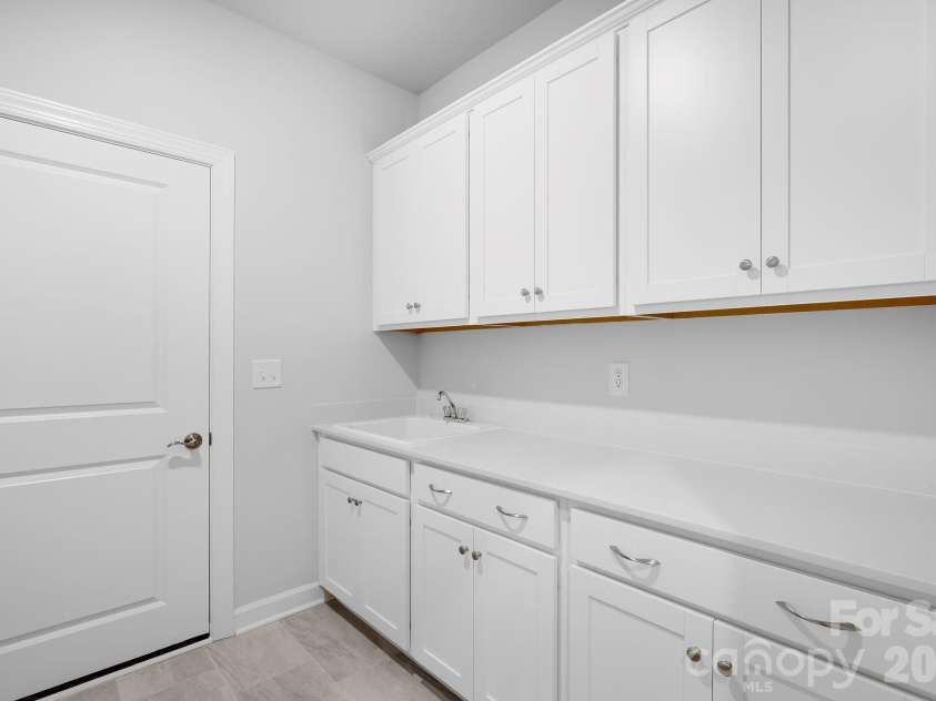 4284 Camden Glen Road, Lancaster, SC 29720.  MLS# CAR4354798, YatesRealty ID 23888. 