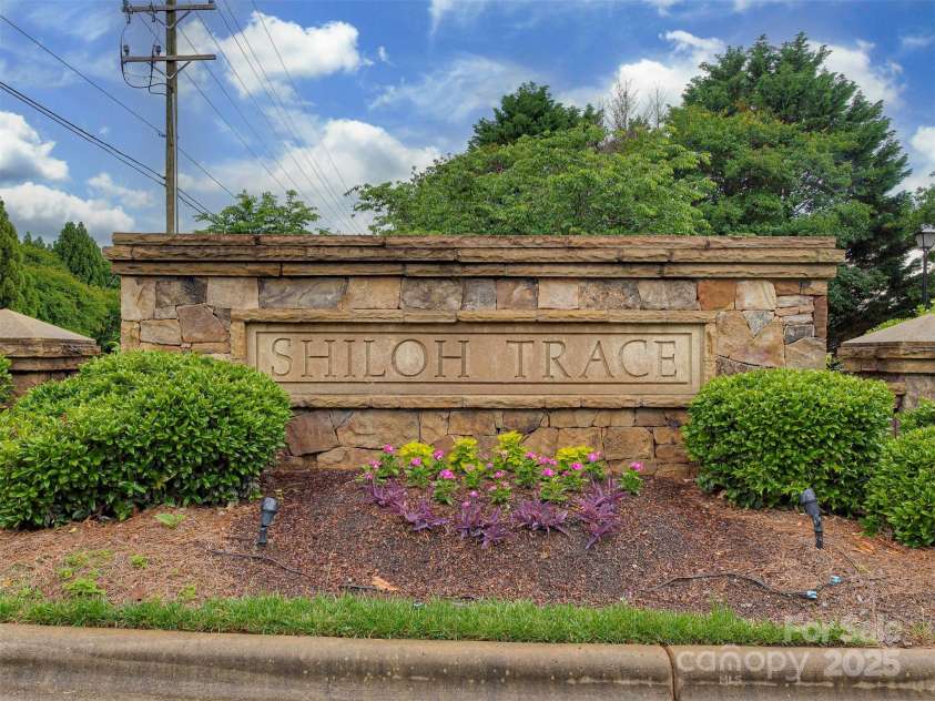 5607 Fulton Ridge Drive, Indian Trail, NC 28079.  MLS# CAR4259354, YatesRealty ID 23888. Welcome Home, Welcome to Shiloh Trace !