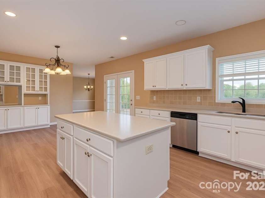 5607 Fulton Ridge Drive, Indian Trail, NC 28079.  MLS# CAR4334552, YatesRealty ID 23888. 