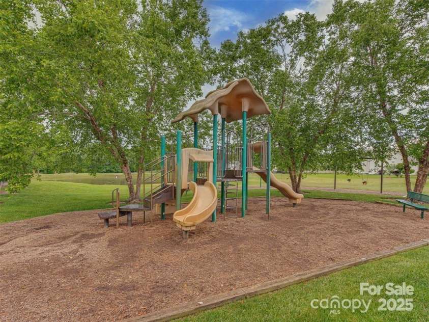 5607 Fulton Ridge Drive, Indian Trail, NC 28079.  MLS# CAR4334552, YatesRealty ID 23888. 