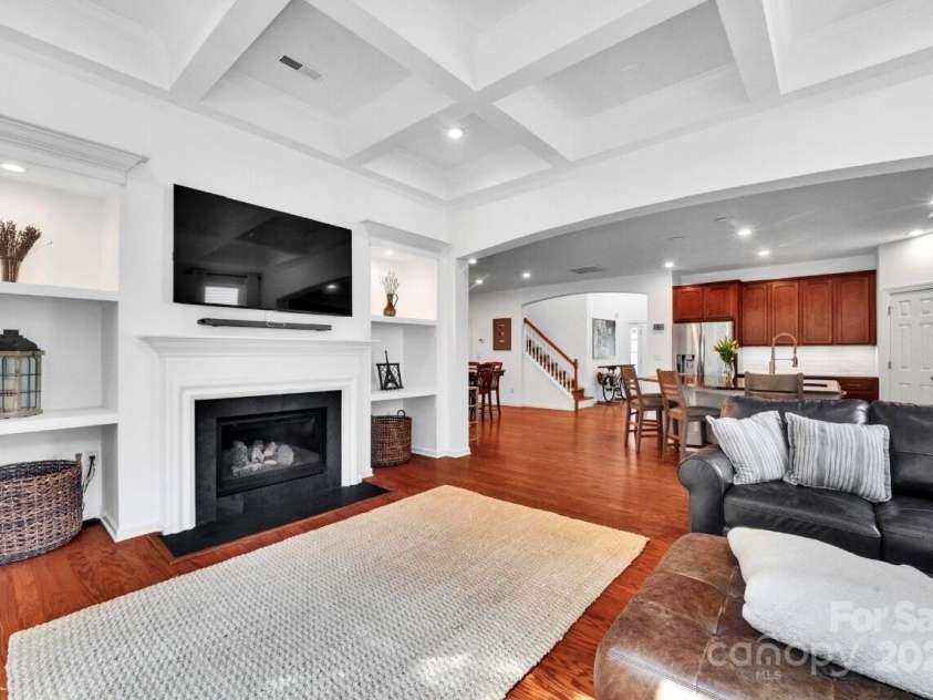6004 Trailwater Road, Charlotte, NC 28278.  MLS# CAR4266185, YatesRealty ID 23889. 