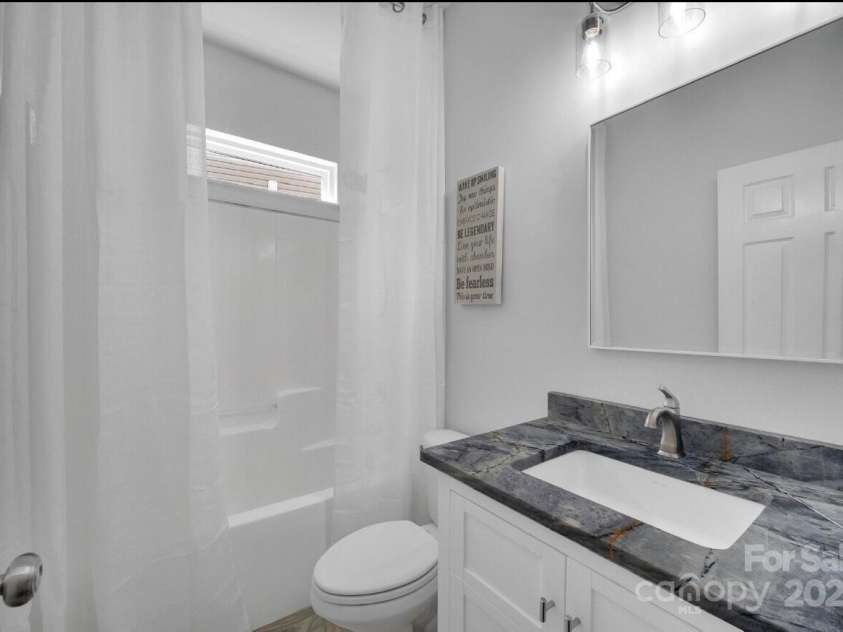 6004 Trailwater Road, Charlotte, NC 28278.  MLS# CAR4266185, YatesRealty ID 23889. 