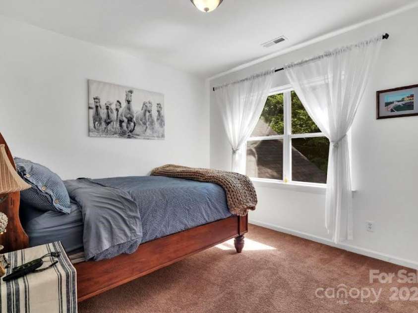 6004 Trailwater Road, Charlotte, NC 28278.  MLS# CAR4266185, YatesRealty ID 23889. 