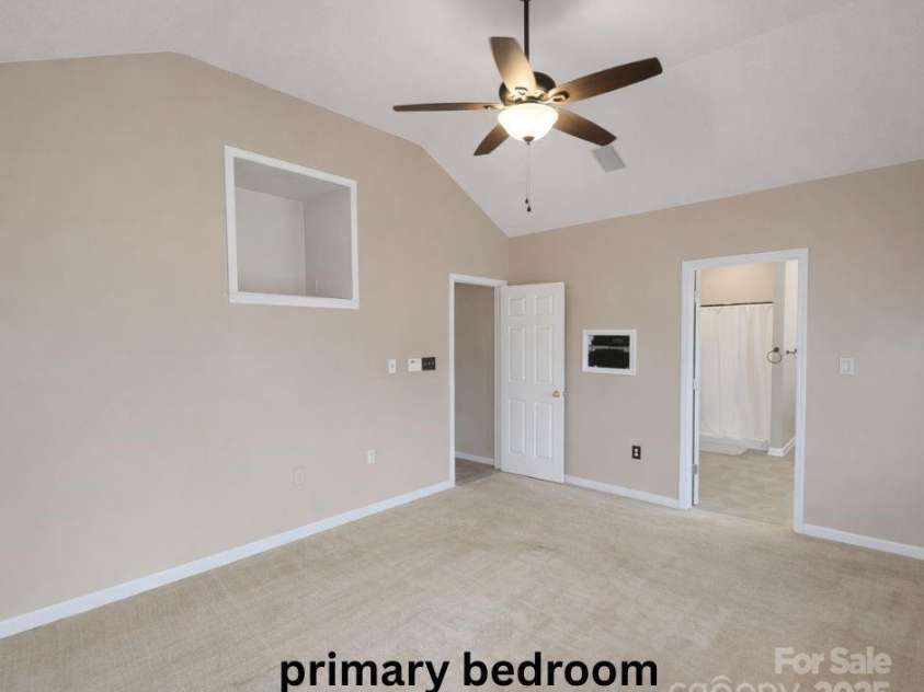 132 Grayrock Drive, Statesville, NC 28677.  MLS# CAR4334674, YatesRealty ID 2389. 