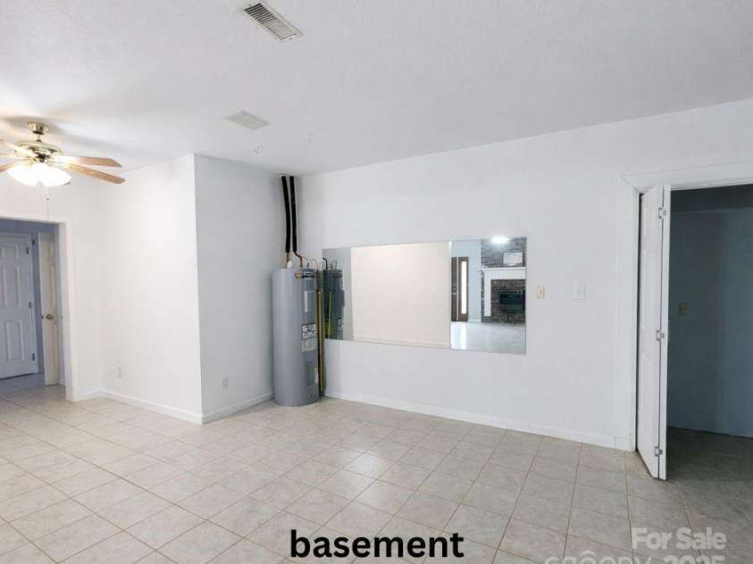 132 Grayrock Drive, Statesville, NC 28677.  MLS# CAR4334674, YatesRealty ID 2389. 