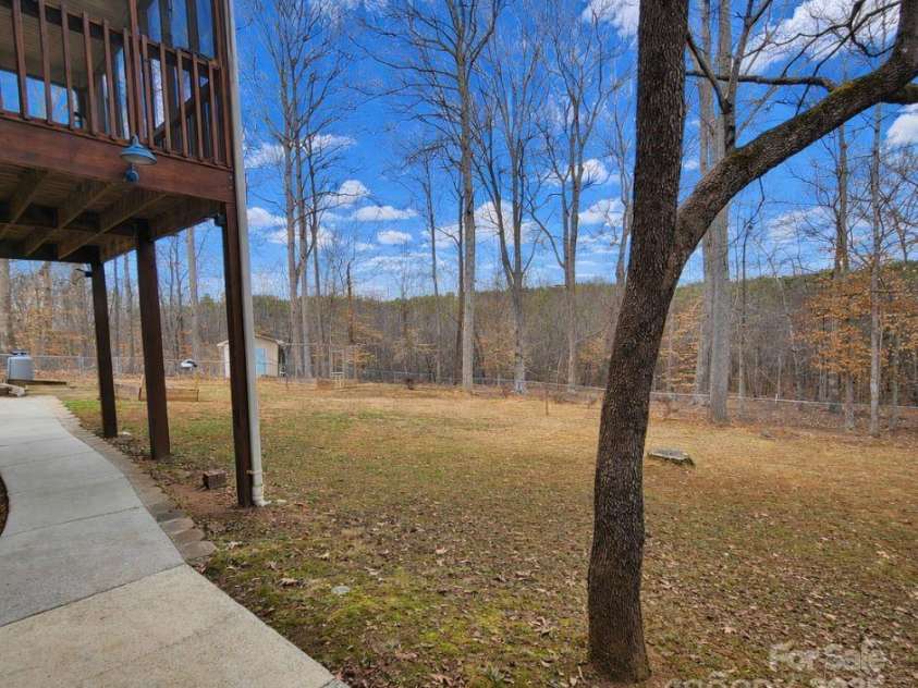 132 Grayrock Drive, Statesville, NC 28677.  MLS# CAR4334674, YatesRealty ID 2389. 