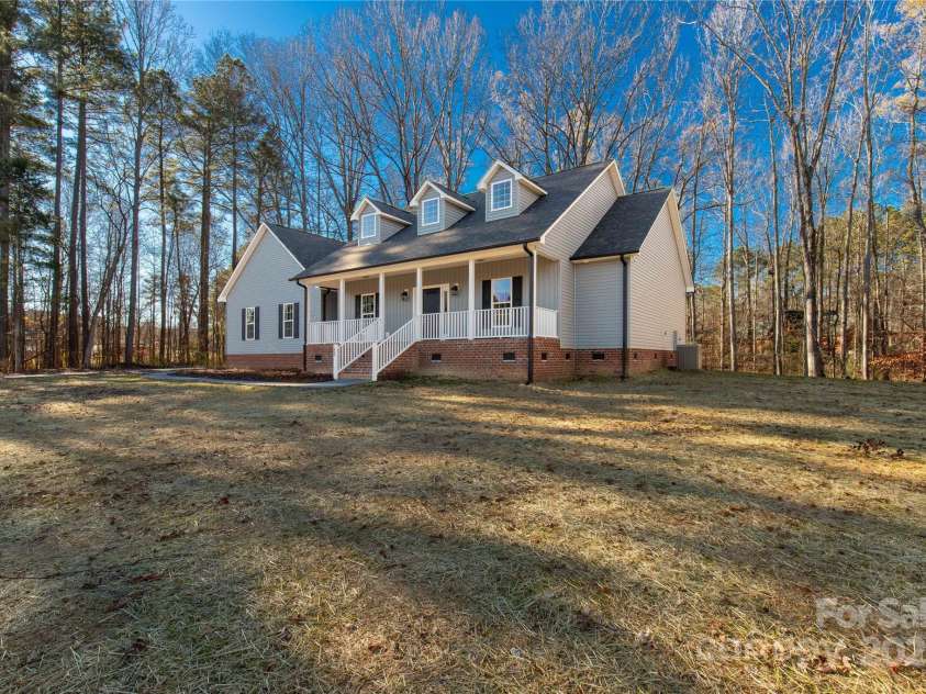 1489 Paraham Road, York, SC 29745.  MLS# CAR4331113, YatesRealty ID 2389. 