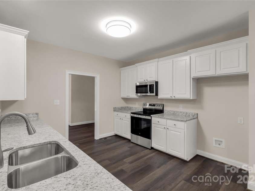 1489 Paraham Road, York, SC 29745.  MLS# CAR4331113, YatesRealty ID 2389. 