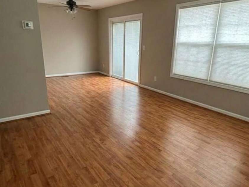 99 Willow Way, Hendersonville, NC 28739.  MLS# CAR4382569, YatesRealty ID 23890. 