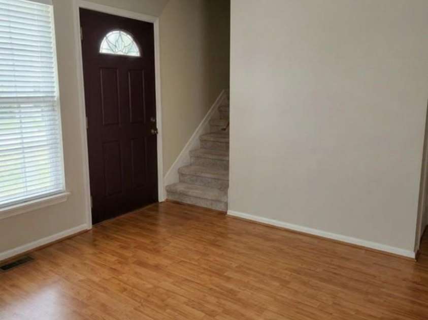99 Willow Way, Hendersonville, NC 28739.  MLS# CAR4382569, YatesRealty ID 23890. 