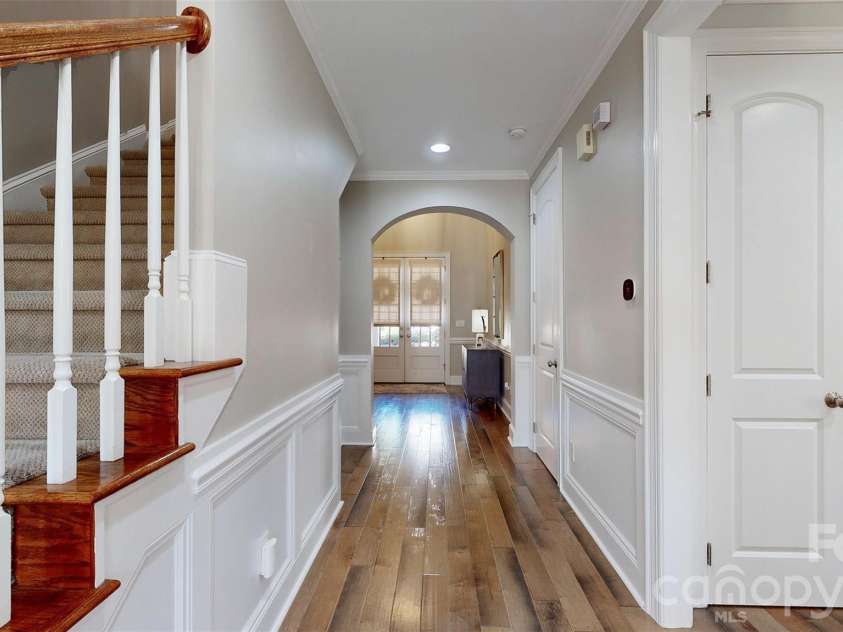 11724 Easthampton Circle, Charlotte, NC 28277.  MLS# CAR4349339, YatesRealty ID 23893. 