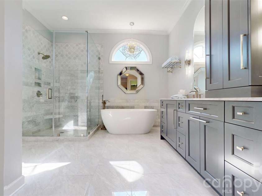 11724 Easthampton Circle, Charlotte, NC 28277.  MLS# CAR4349339, YatesRealty ID 23893. 