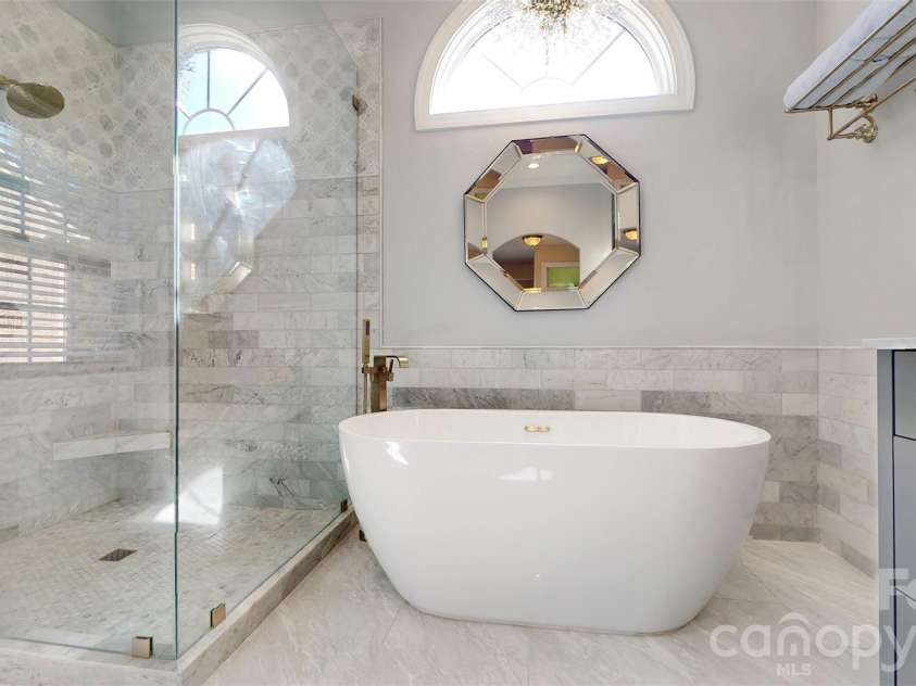 11724 Easthampton Circle, Charlotte, NC 28277.  MLS# CAR4349339, YatesRealty ID 23893. 