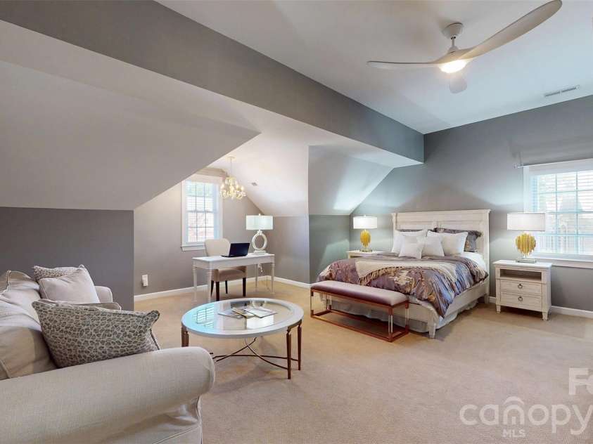 11724 Easthampton Circle, Charlotte, NC 28277.  MLS# CAR4349339, YatesRealty ID 23893. 
