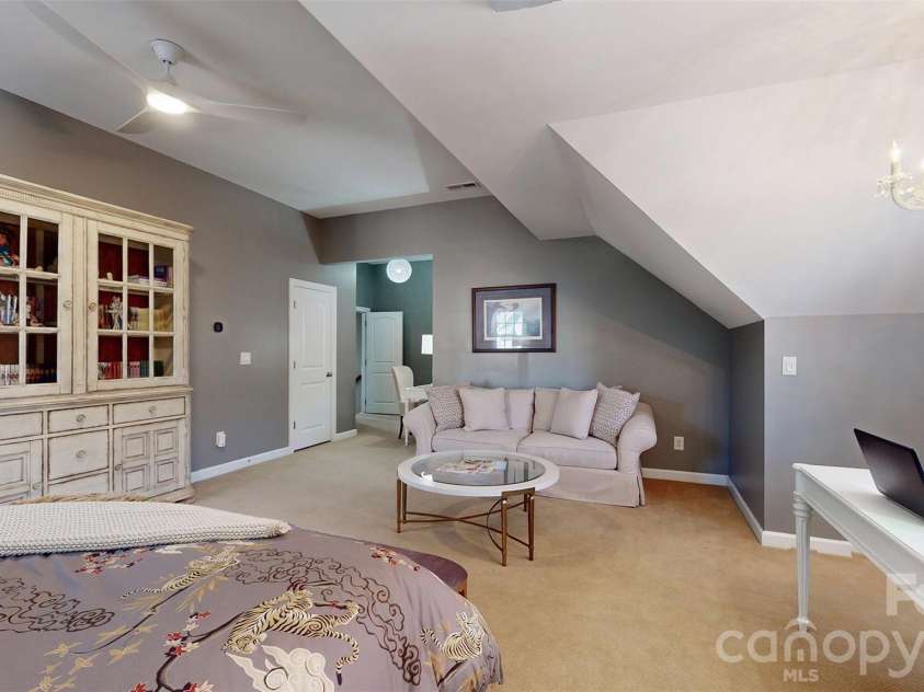 11724 Easthampton Circle, Charlotte, NC 28277.  MLS# CAR4349339, YatesRealty ID 23893. 